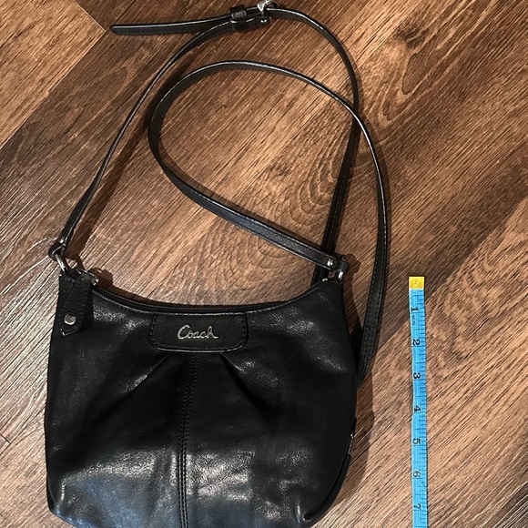 Coach Ashley Midnight Black Leather Crossbody Bag with Adjustable Strap - Picture 6 of 8